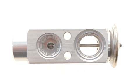 Фото 5 - Автозапчасть NRF 38518