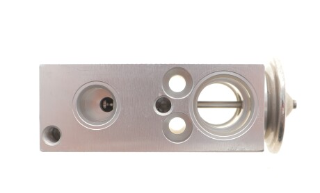 Фото 5 - Автозапчасть NRF 38519