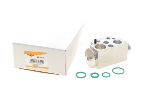 Фото 2 - Автозапчастина NRF 38520