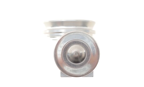 Фото 4 - Автозапчастина NRF 38523