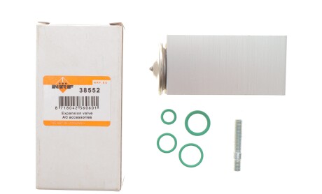 Фото 2 - Автозапчастина NRF 38552