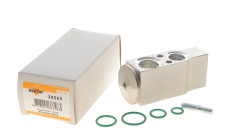 Фото 2 - Автозапчастина NRF 38585