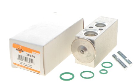 Фото 2 - Автозапчастина NRF 38586