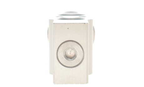 Фото 3 - Автозапчастина NRF 38587