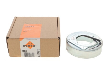 Фото 2 - Автозапчастина NRF 38647