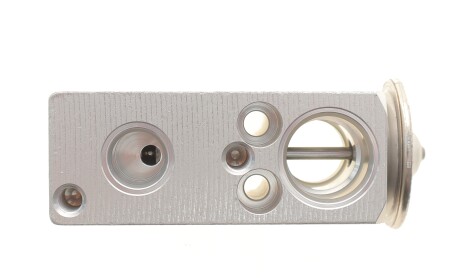 Фото 5 - Автозапчасть NRF 38753