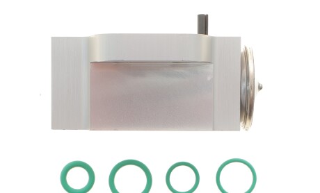 Клапан системы кондиционирования (расширительный) Audi A4 07-/Q5 08- - ((8K0820679B, 8K0820679A)) NRF 38755