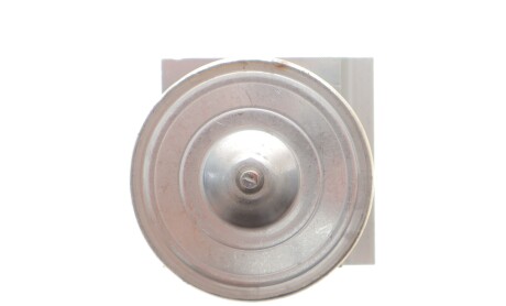 Фото 4 - Автозапчасть NRF 38757