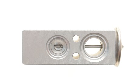 Фото 5 - Автозапчасть NRF 38764