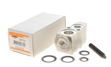 Фото 2 - Автозапчасть NRF 38773