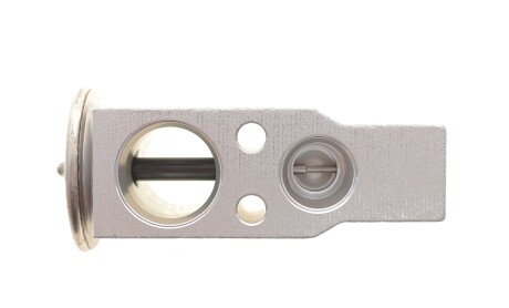 Фото 6 - Автозапчасть NRF 38790