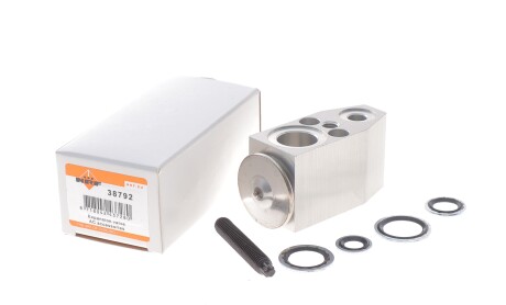 Фото 2 - Автозапчастина NRF 38792