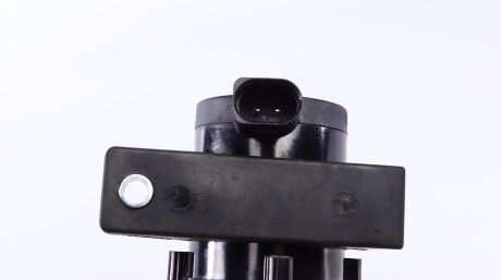 Фото 2 - Водяний насос NRF 390018