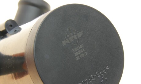Фото 3 - Автозапчасть NRF 390044