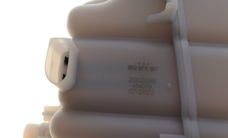 Фото 4 - Розширювальний бачок NRF 454079