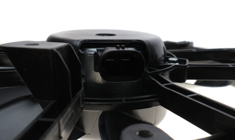 Фото 3 - Вентилятор охлаждения двигателя NRF 470061