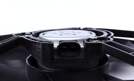 Фото 4 - Вентилятор охлаждения двигателя NRF 47366