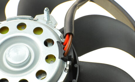 Фото 4 - Вентилятор охлаждения двигателя NRF 47392