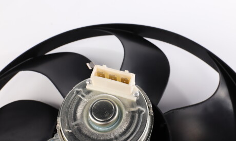 Фото 2 - Вентилятор охолодження двигуна NRF 47414