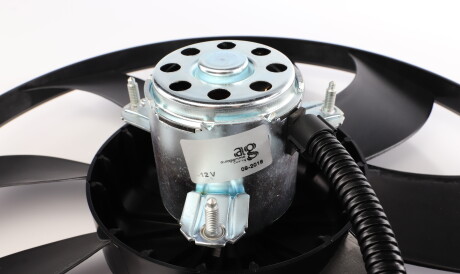 Фото 2 - Вентилятор охолодження двигуна NRF 47617