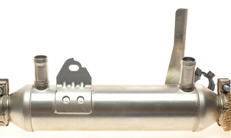 Фото 2 - Автозапчасть NRF 48010