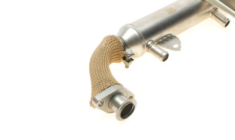 Фото 3 - Автозапчасть NRF 48010