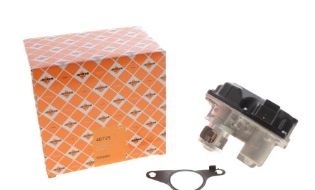 Фото 2 - Автозапчасть NRF 48725