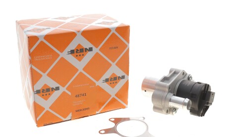 Фото 2 - Автозапчасть NRF 48741