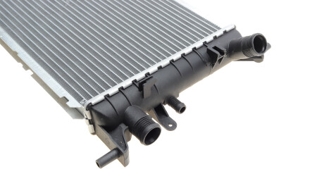 Фото 3 - Радіатор охолодження NRF 50100