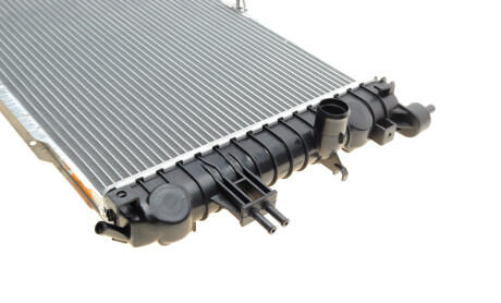 Фото 6 - Радіатор охолодження NRF 50143