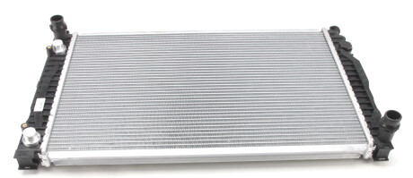 Фото 3 - Радиатор охлаждения двигателя NRF 519504