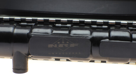 Фото 3 - Радиатор охлаждения двигателя NRF 53021