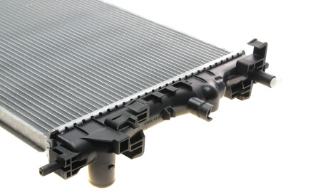 Фото 3 - Радиатор охлаждения двигателя NRF 53131