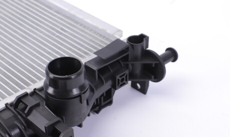 Фото 3 - Радиатор охлаждения двигателя NRF 53737