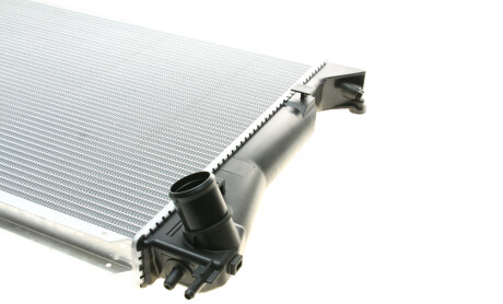 Фото 4 - Радіатор охолодження NRF 53768