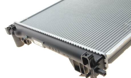Фото 3 - Радиатор охлаждения двигателя NRF 53928