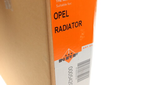 Фото 3 - Радиатор охлаждения двигателя NRF 54201