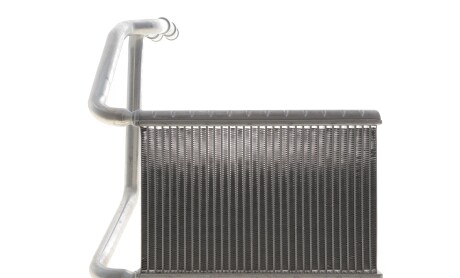 Фото 4 - Автозапчастина NRF 54462