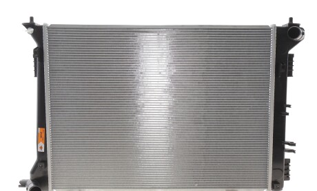 Радіатор охолодження Hyundai Tucson 2.0 15-/Kia Sportage 2.0 15- (МКПП) - ((550142, 550152, 8971276160, 94230541, 97127616)) NRF 550142