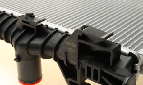 Фото 3 - Радіатор охолодження NRF 560004