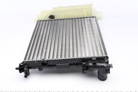Фото 3 - Радиатор охлаждения двигателя NRF 58184