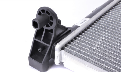 Фото 3 - Радіатор охолодження NRF 58335