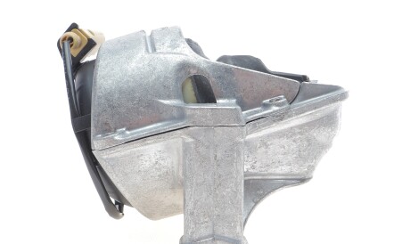 Подушка двигуна Audi A4/A5/Q5 2.0D-3.0D 07-17 - ((8R0199381AQ, 8R0199381AR, 8R0199381AA, 8R0199381AD, 8K0199381PQ)) OE Germany 800450