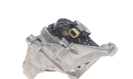 Фото 3 - Подушка двигуна OE Germany 800552