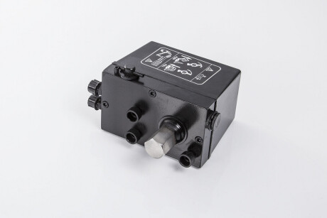 Помпа нахилу кабіни RVI KERAX, PREMIUM 2 VOLVO FE, FE II 10.05- - ((5010629361)) PE AUTOMOTIVE 253.604-00A