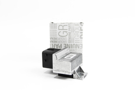 Реле свечей накаливания R 1.5/2.0/2.3DCI 7V - RENAULT 110678071R