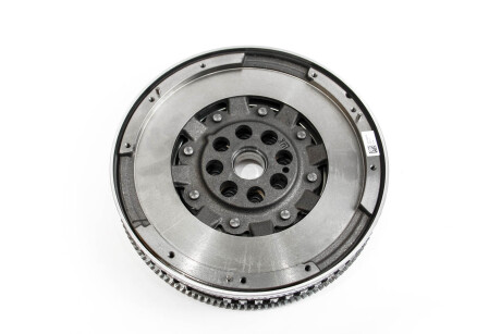 Фото 4 - Маховик RENAULT 123006624R