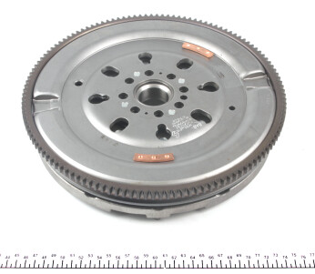 Фото 4 - Маховик RENAULT 123006693R