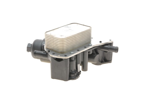 Фото 2 - Масляный радиатор RENAULT 152085948R