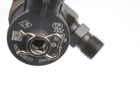 Фото 8 - Форсунка паливна RENAULT 166008399R